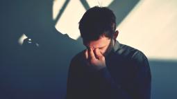 Inferiority Complex: What is It? What Causes it?