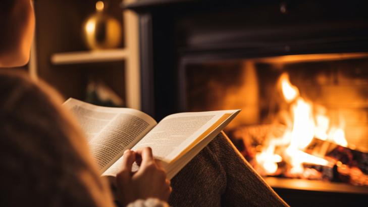 8 Things to Do After 8 p.m. If You Want to Be Happy