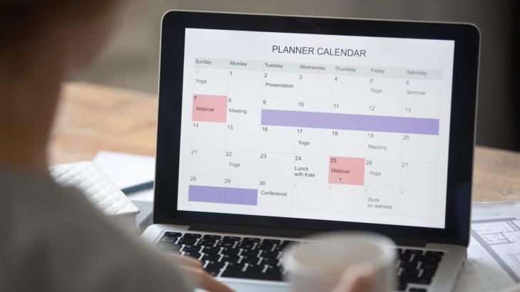 The Pros and Cons of Color-Coding Your Calendars