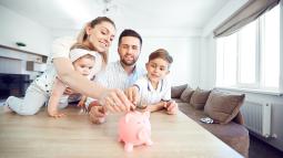 7 Simple Tips for Managing Your Family's Expenses
